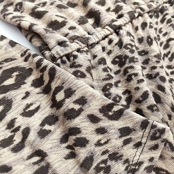 TORRID Faux Wrap Dress Animal Print Pattern. Plus Size 4 - Picture 9 of 10